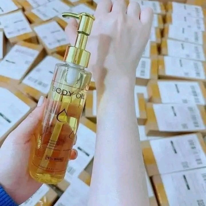 Body Lotion - 160ml ベトナム産オリーブオイル配合ボディローション、速吸収で明るい肌へ、4%BHA、なめらかで輝く肌へ導くエッセンシャルオイルケア